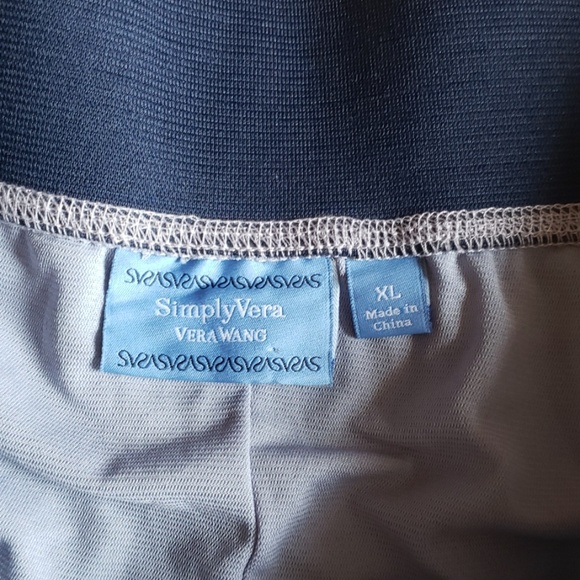 Skirt - Picture 2 of 4